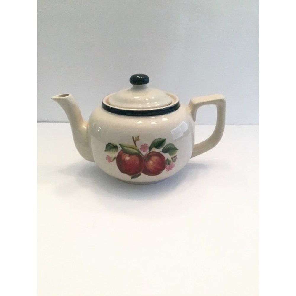 Apples (Casuals) Tea Pot & Lid